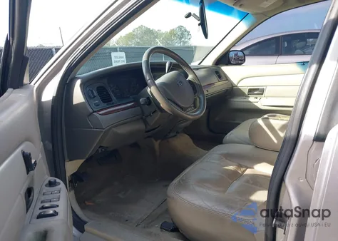 2011 Ford Crown Victoria Lx z USA, uszkodzony, nr VIN 2FABP7EV2BX132608